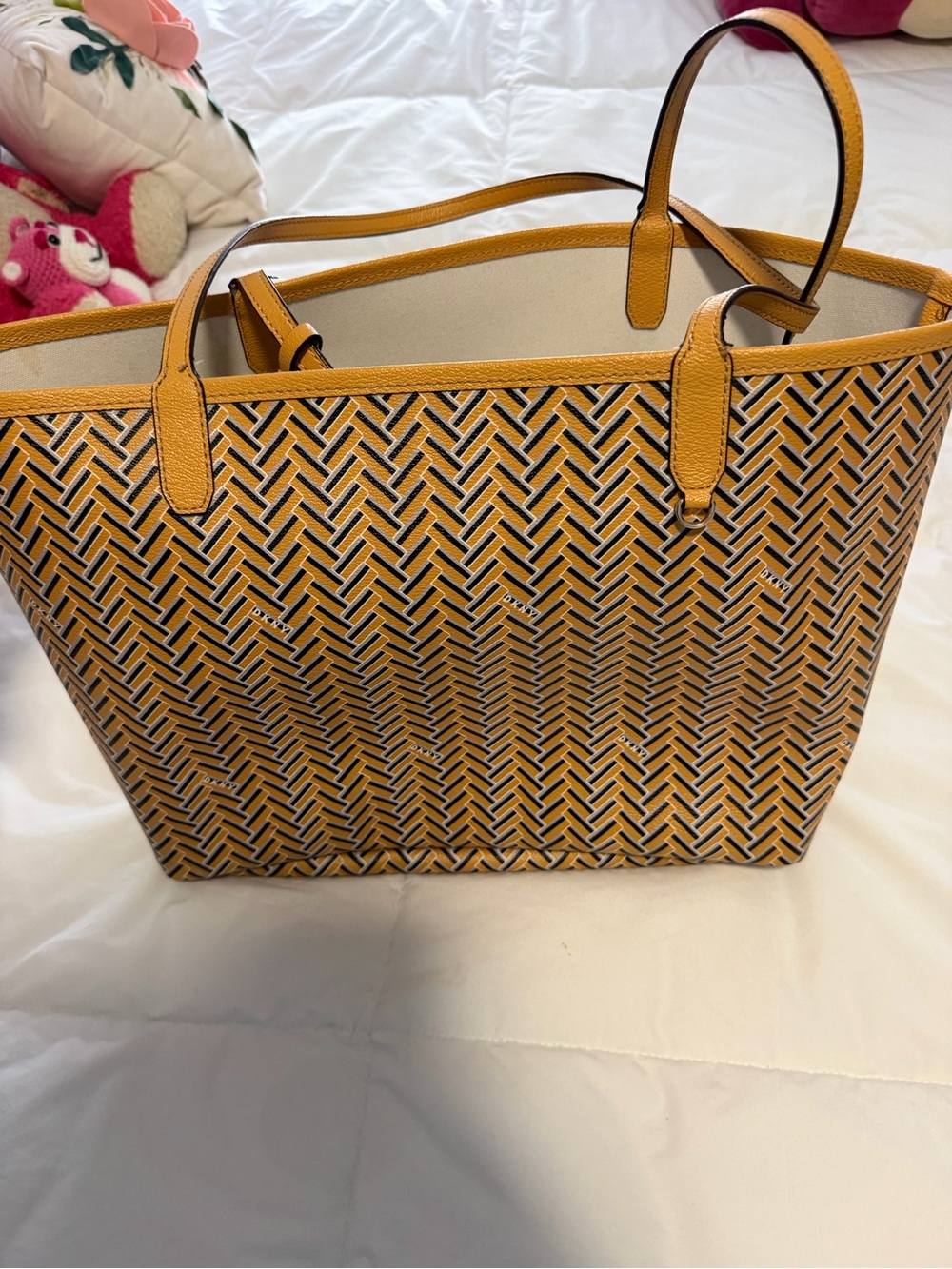 DKNY Yellow Patterned Tote Bag - Stylish Everyday Carry